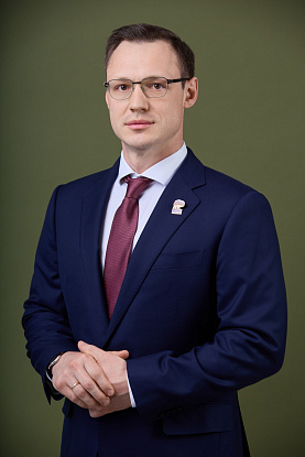 Портрет на однотонном фоне 4